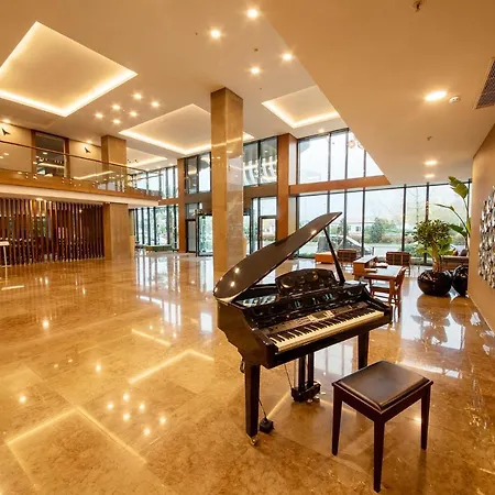Ramada Plaza By Wyndham Hotel 5*