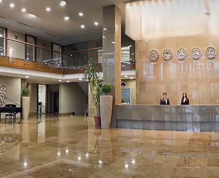 Hotel Ramada Plaza By Wyndham 5*